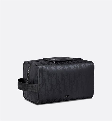 dior trousse de toilette|Trousse de toilette Dior Lingot Toile CD Diamond noir .